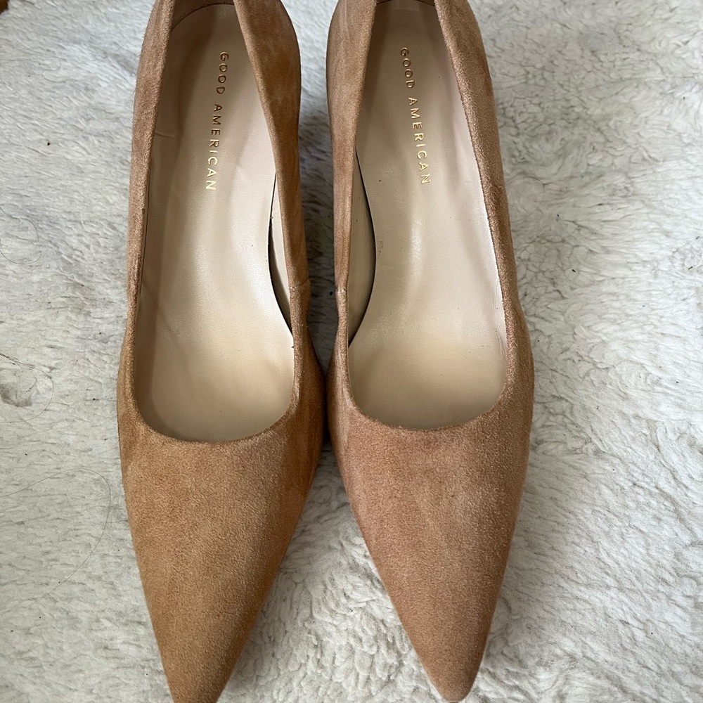 Good American, suede, NEW never used heels, size 6